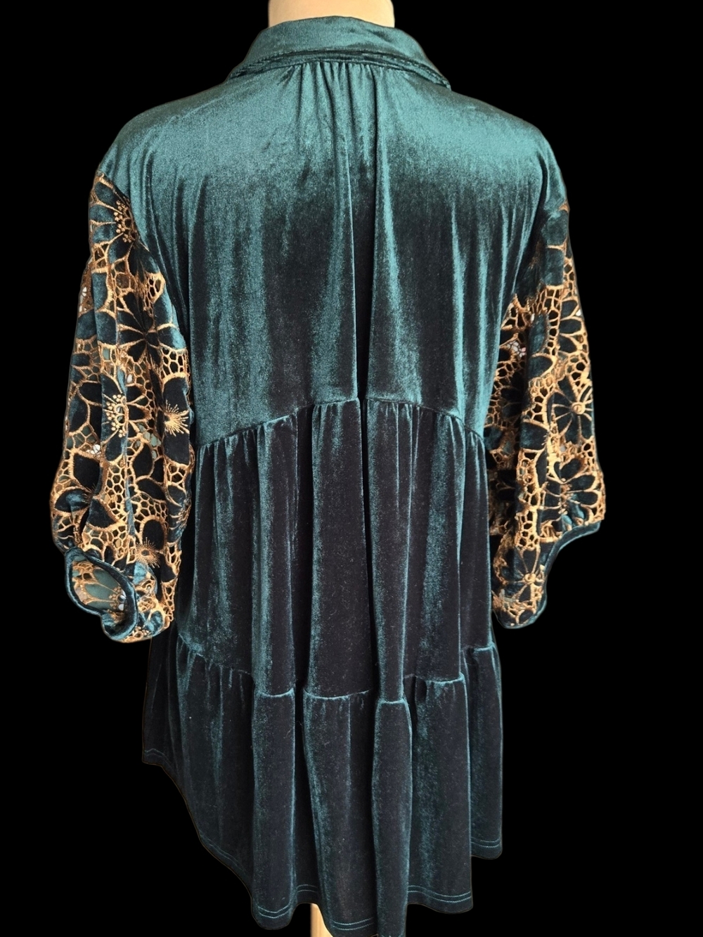 Umgee Teal Velvet Button-Front Tunic with Crochet Lace Sleeves - Picture 4 of 6